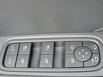 2025 Porsche Cayenne Base