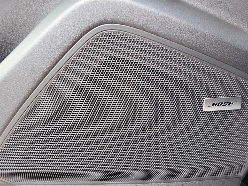 2025 Porsche Cayenne Base