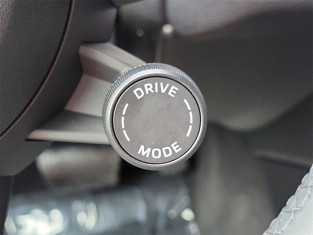 2025 Porsche Cayenne Base