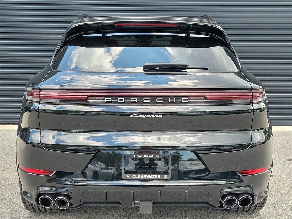 2025 Porsche Cayenne Base