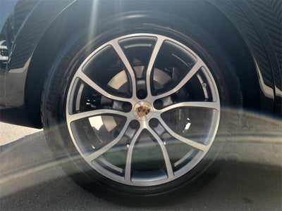 2025 Porsche Cayenne Base