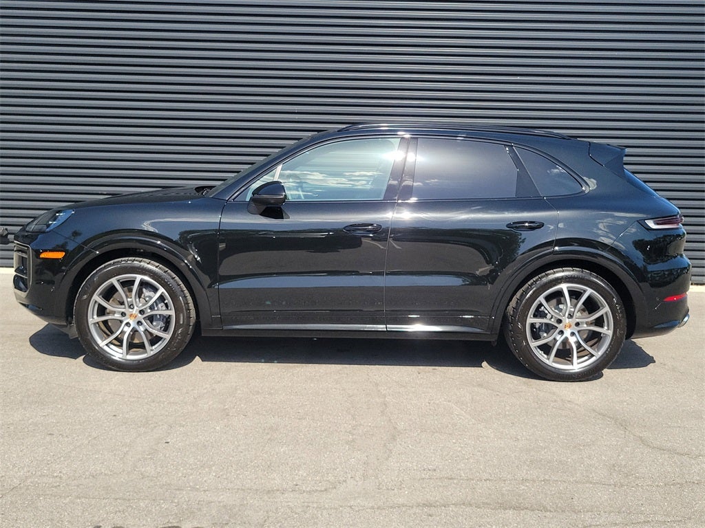2025 Porsche Cayenne Base
