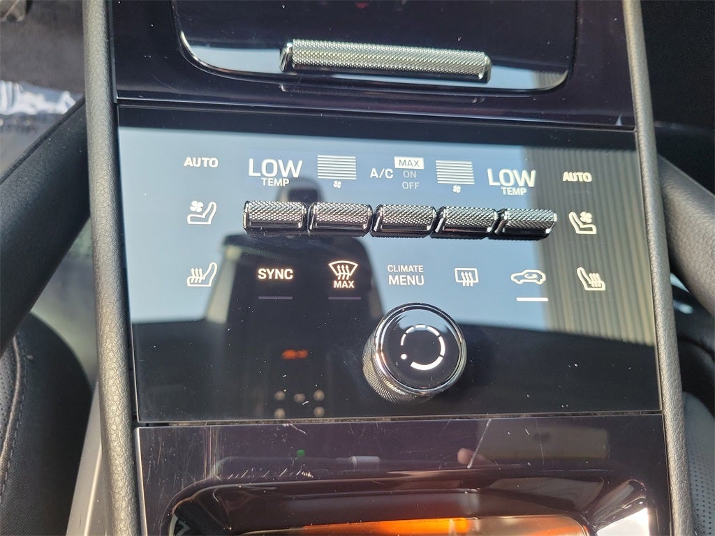 2025 Porsche Cayenne Base