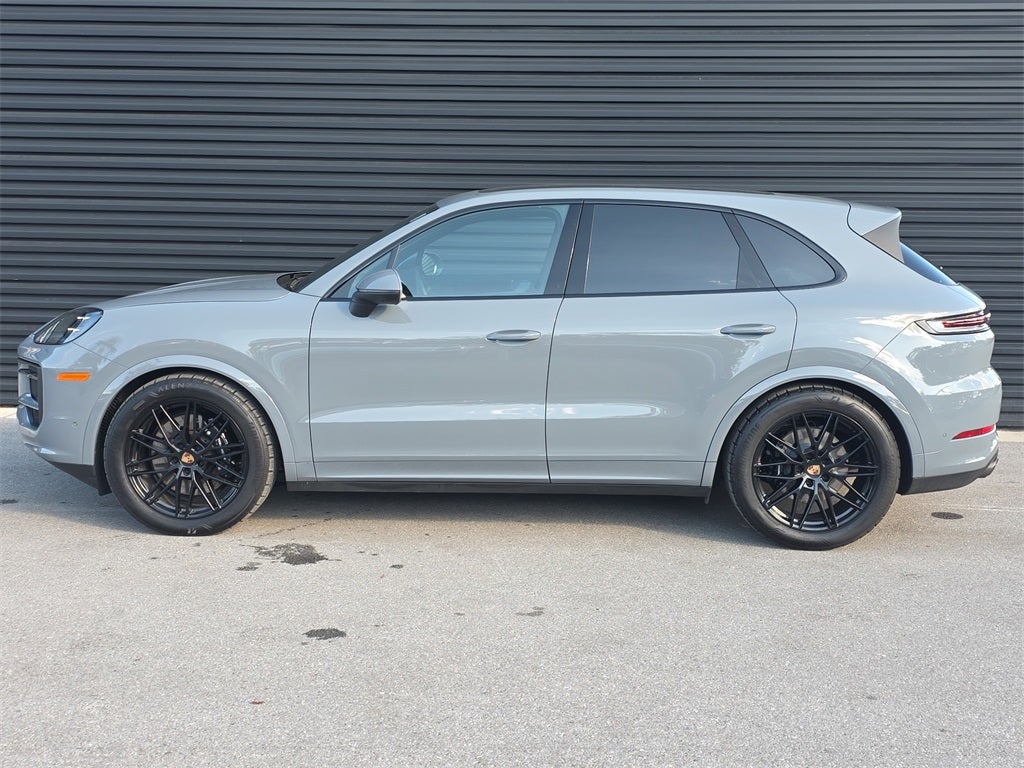2025 Porsche Cayenne Base