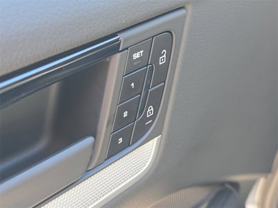 2025 Porsche Cayenne Base