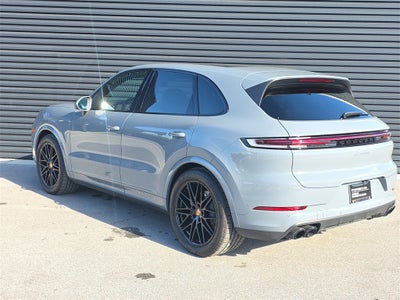 2025 Porsche Cayenne Base