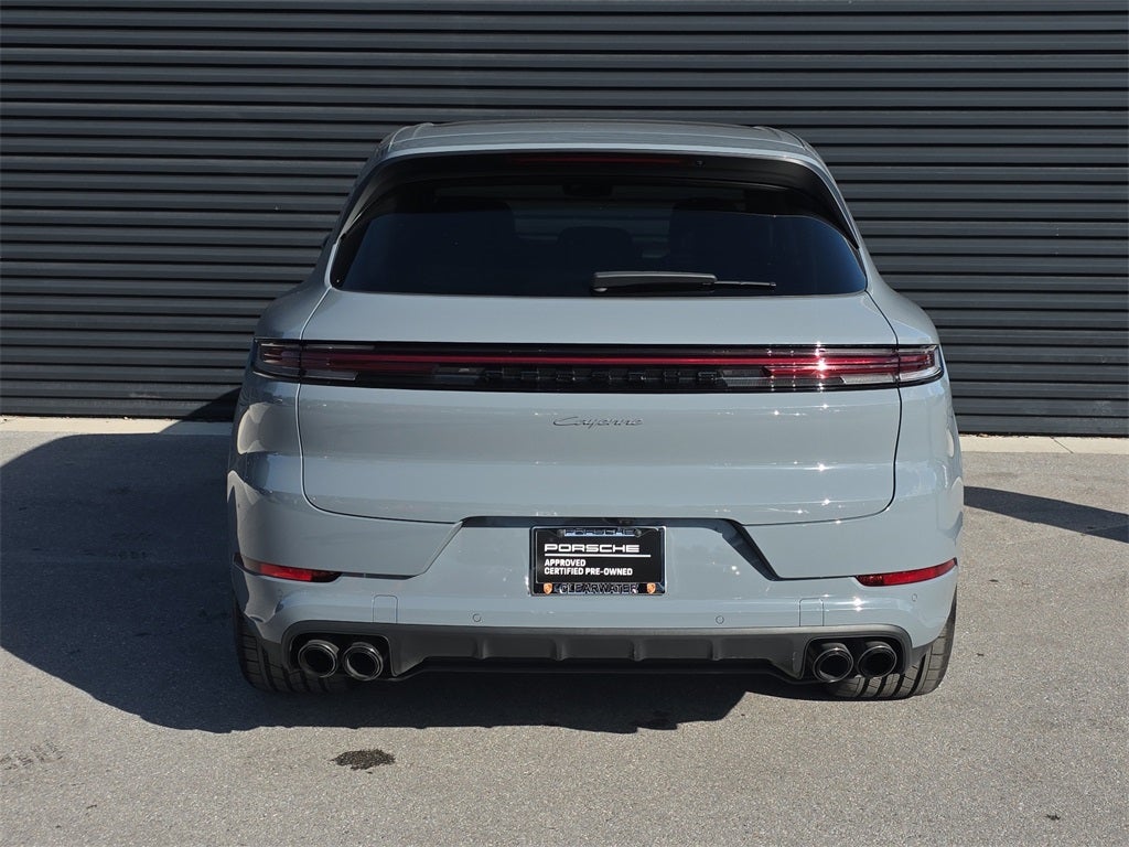 2025 Porsche Cayenne Base