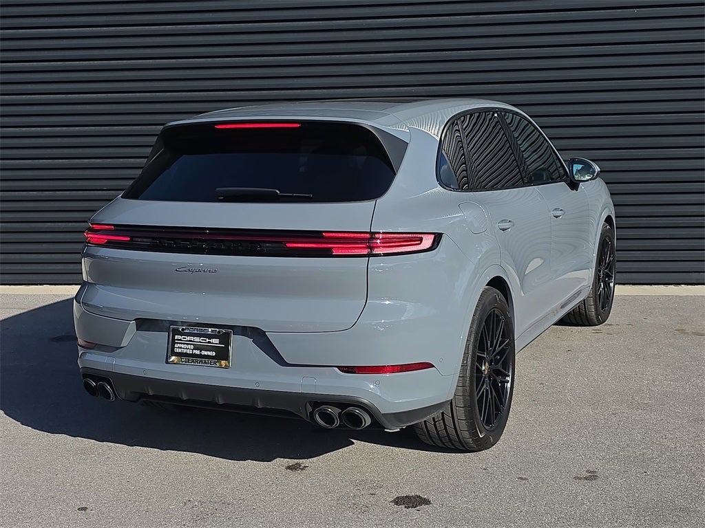 2025 Porsche Cayenne Base