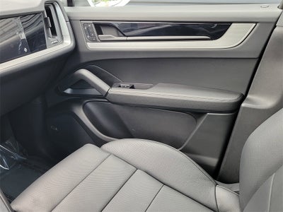 2025 Porsche Cayenne Base