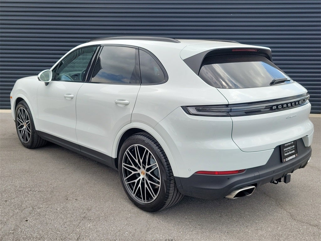 2025 Porsche Cayenne Base