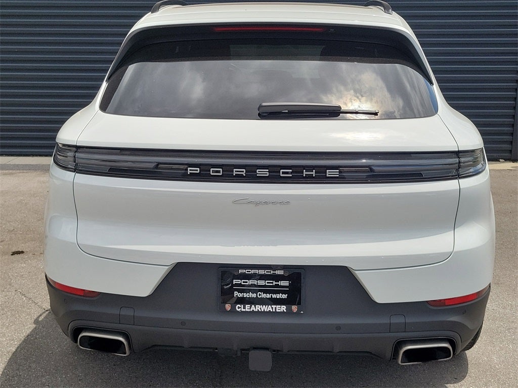 2025 Porsche Cayenne Base