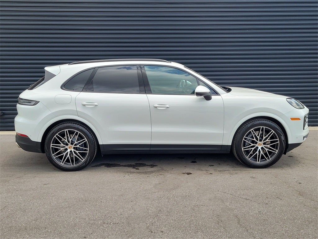 2025 Porsche Cayenne Base
