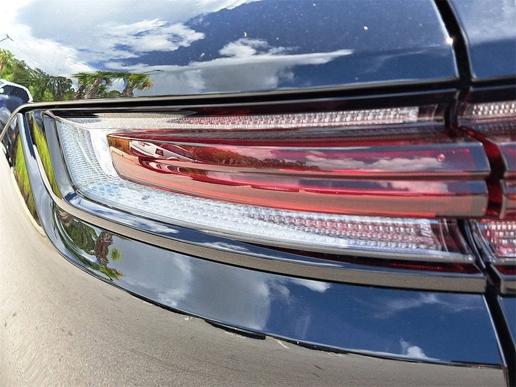 2025 Porsche Cayenne Base