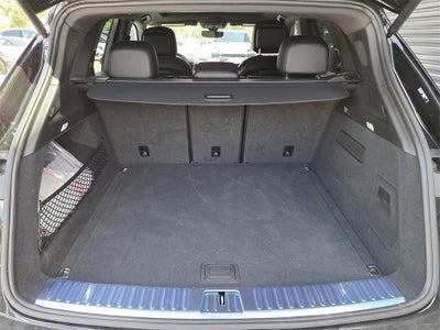 2025 Porsche Cayenne Base