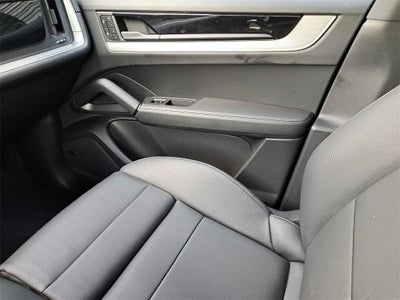 2025 Porsche Cayenne Base