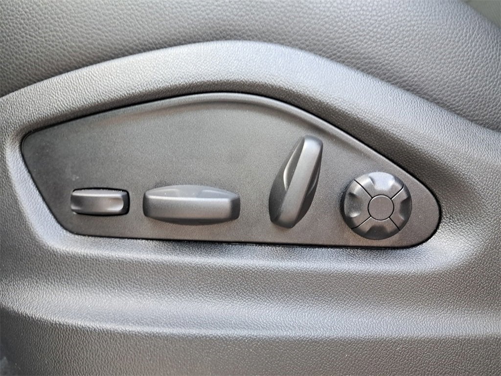 2025 Porsche Cayenne Base