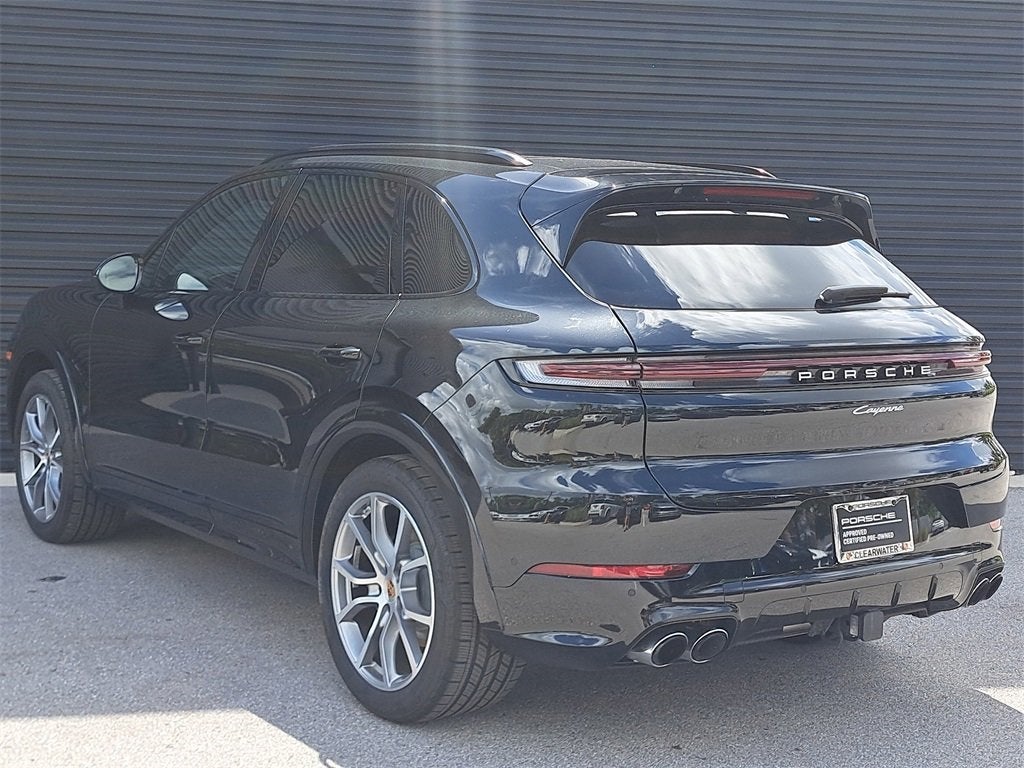 2025 Porsche Cayenne Base
