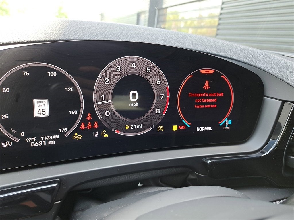 2025 Porsche Cayenne Base