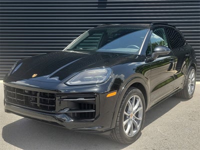 2025 Porsche Cayenne Base