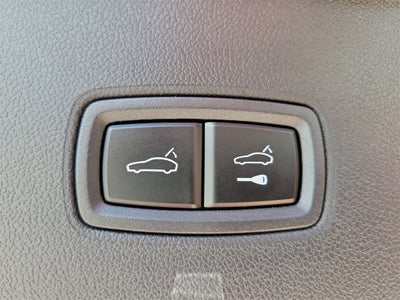 2025 Porsche Cayenne Base