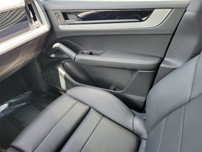 2025 Porsche Cayenne Base