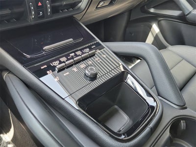 2025 Porsche Cayenne Base