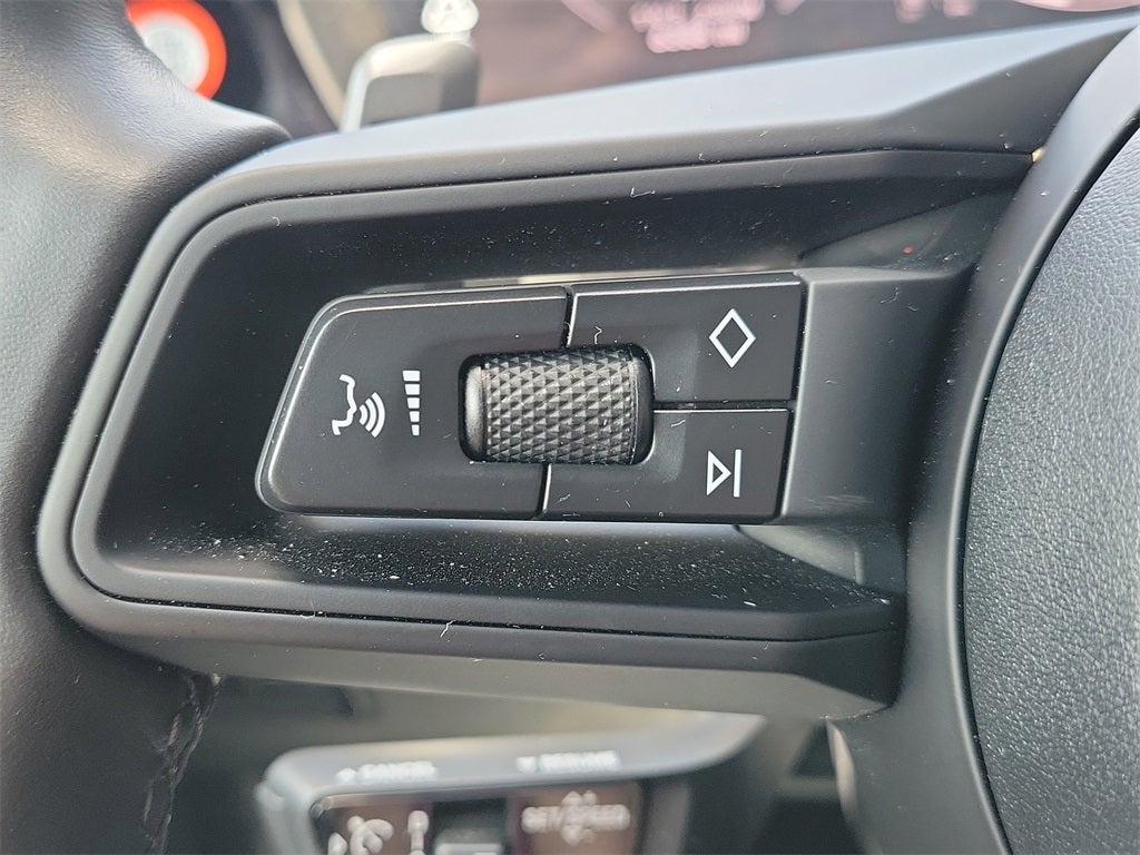 2025 Porsche Cayenne Base