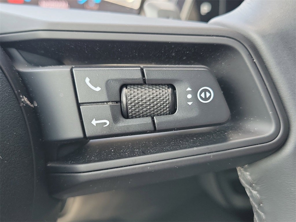 2025 Porsche Cayenne Base