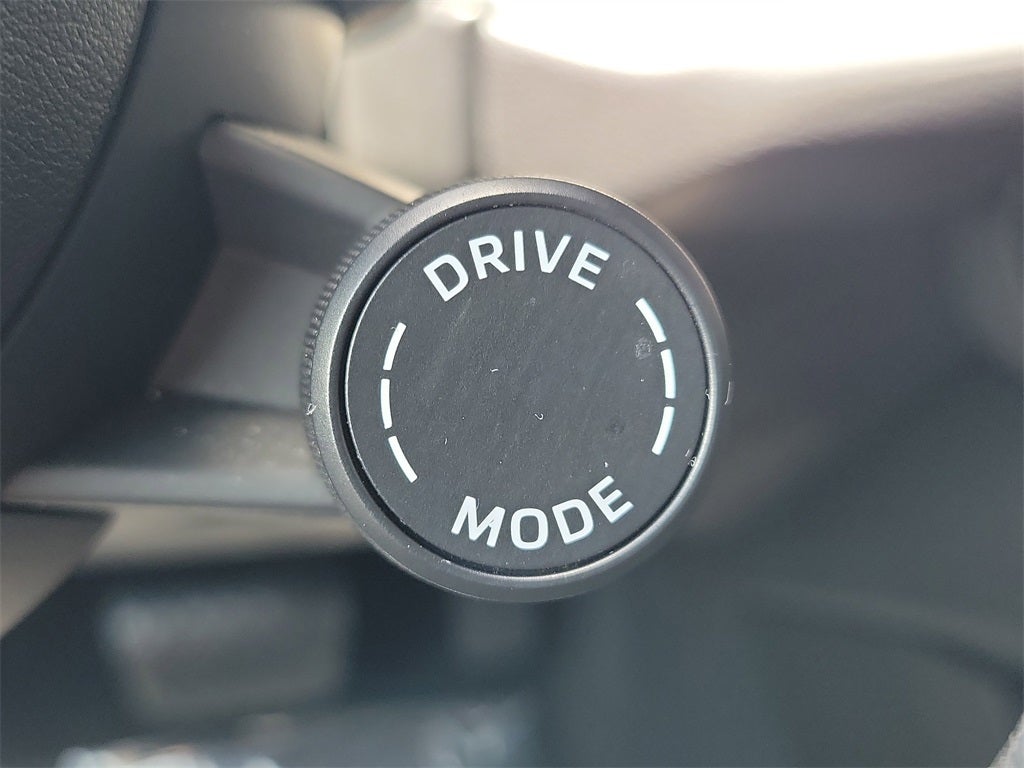 2025 Porsche Cayenne Base