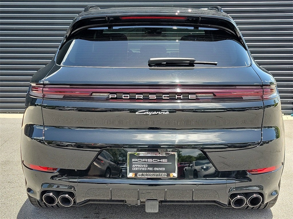 2025 Porsche Cayenne Base