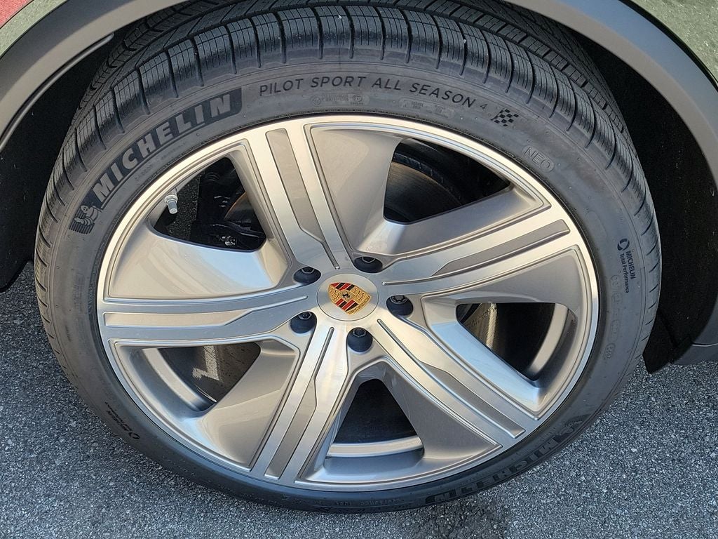 2026 Porsche Macan Electric 4