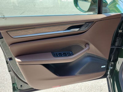 2026 Porsche Macan Electric 4