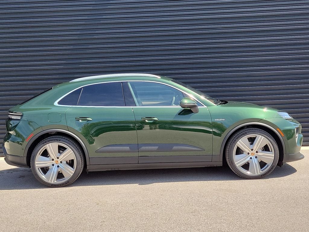 2026 Porsche Macan Electric 4