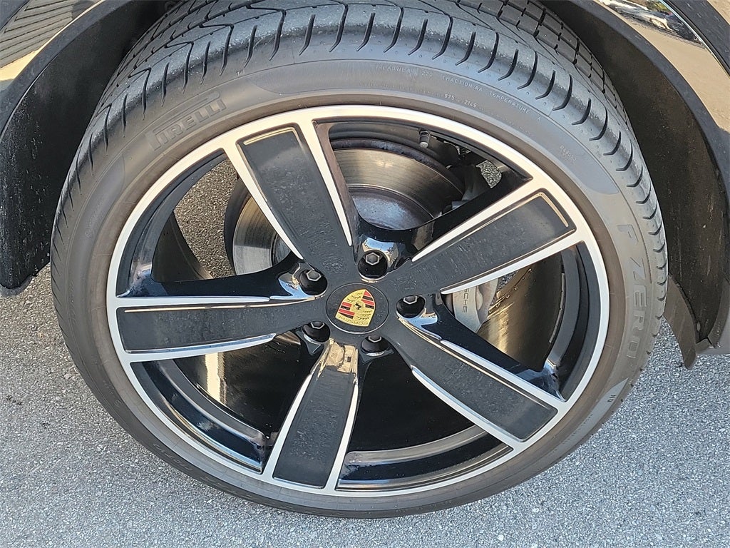 2023 Porsche Cayenne S Platinum Edition