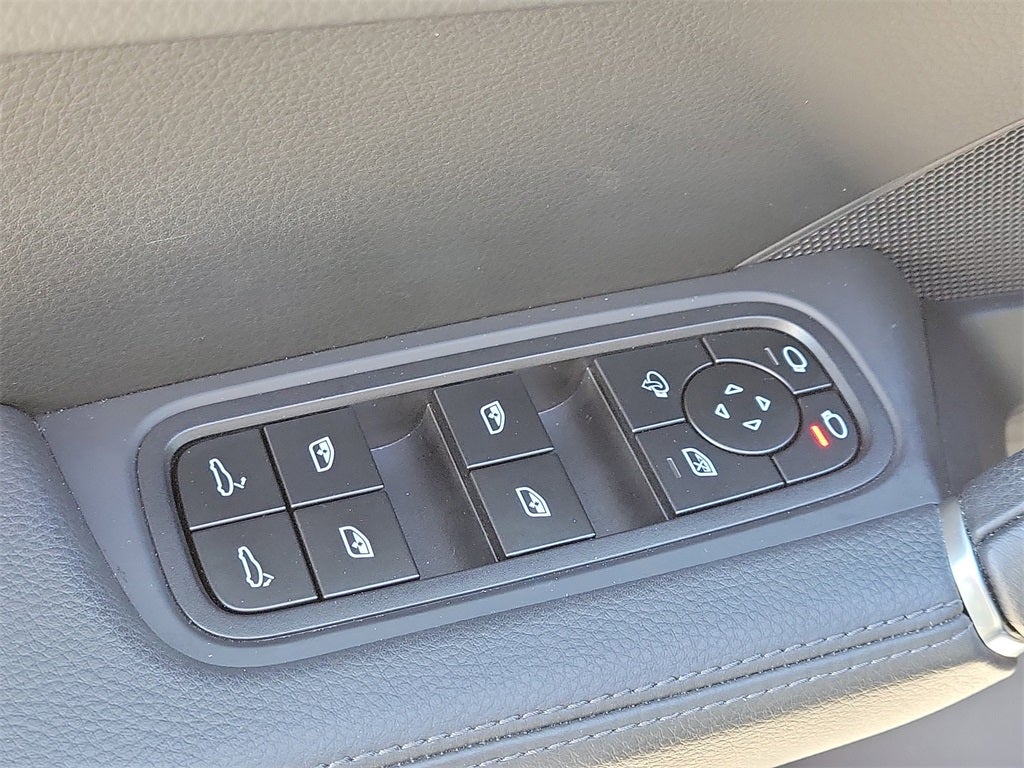 2023 Porsche Cayenne S Platinum Edition