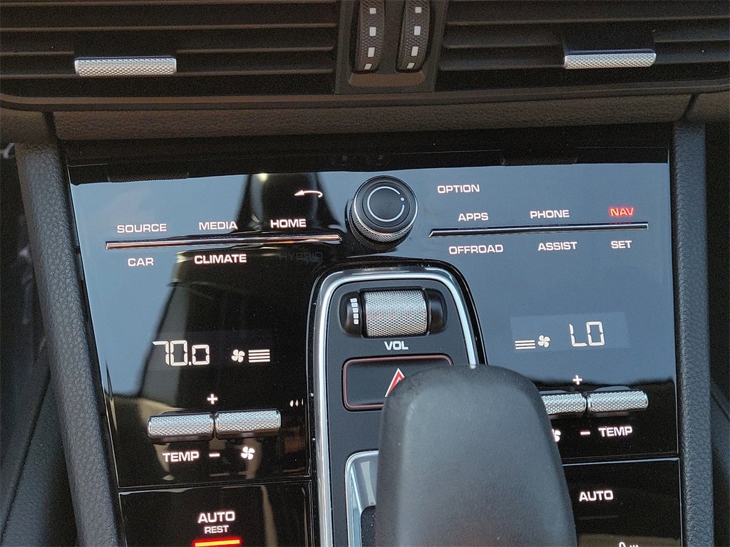 2023 Porsche Cayenne S Platinum Edition