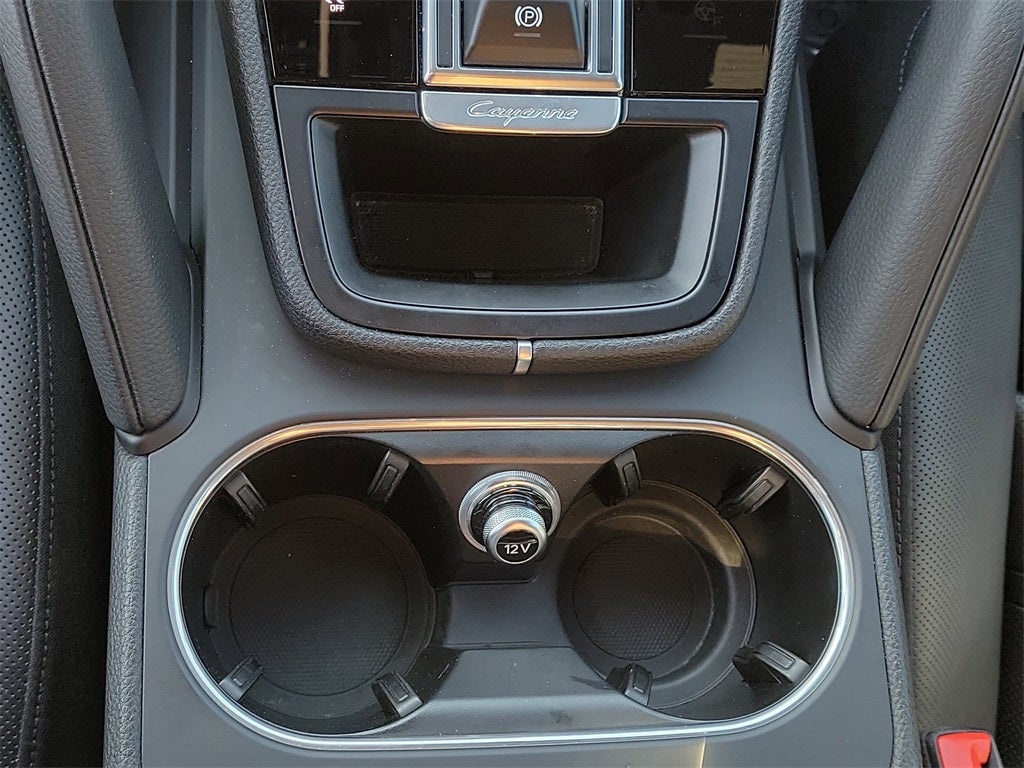 2023 Porsche Cayenne S Platinum Edition