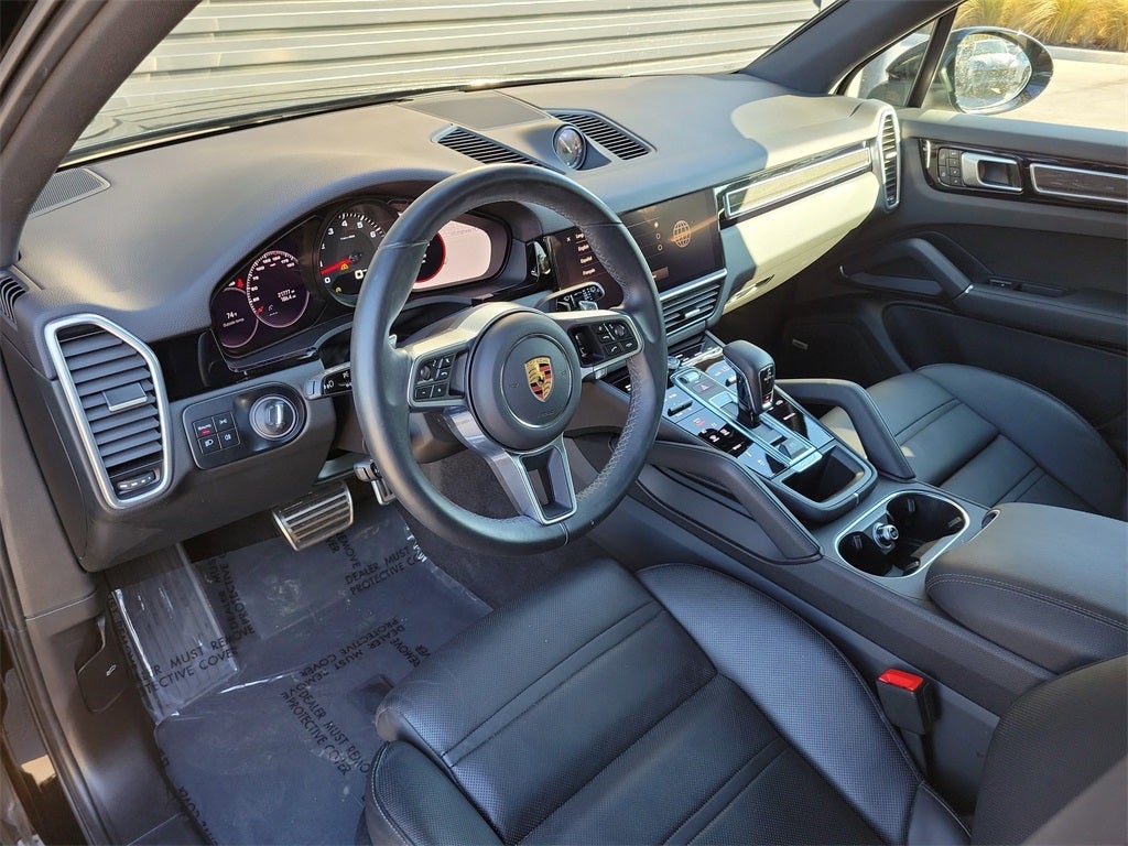 2023 Porsche Cayenne S Platinum Edition