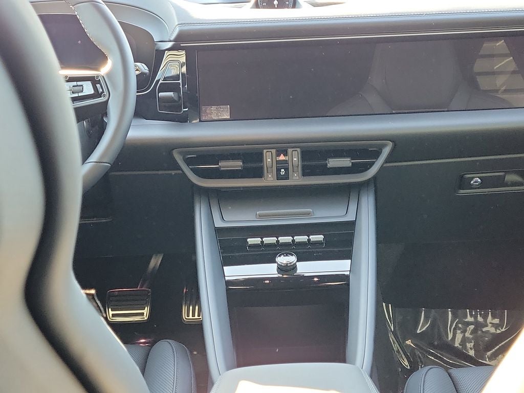 2026 Porsche Macan Electric 4S