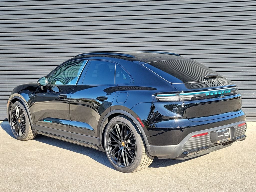2026 Porsche Macan Electric 4S