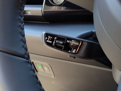 2026 Porsche Macan Electric 4S