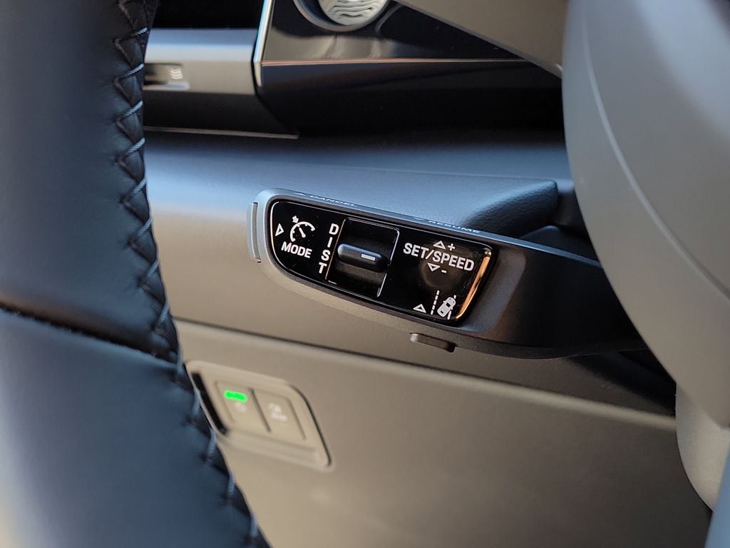 2026 Porsche Macan Electric 4S