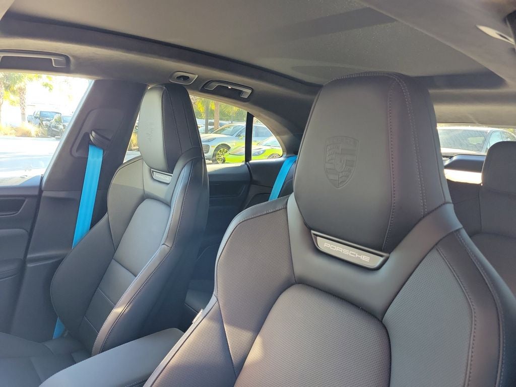 2026 Porsche Macan Electric 4S