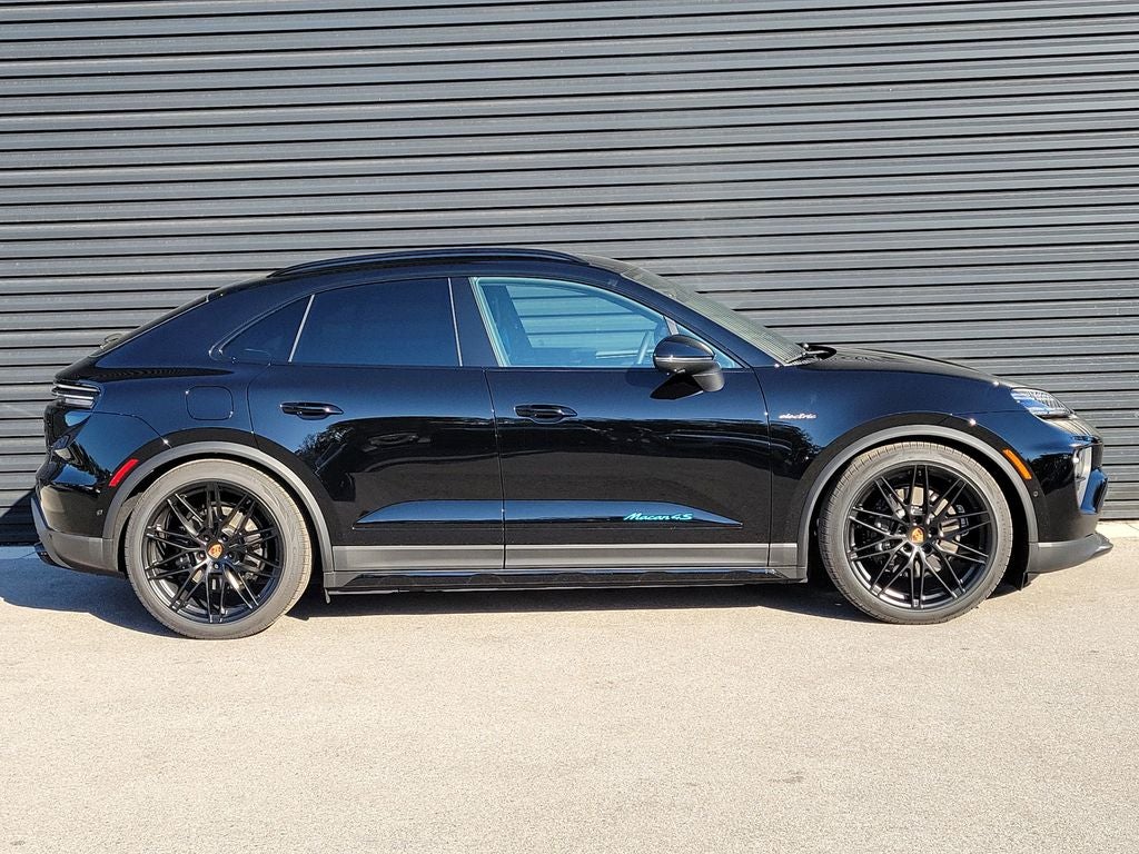 2026 Porsche Macan Electric 4S