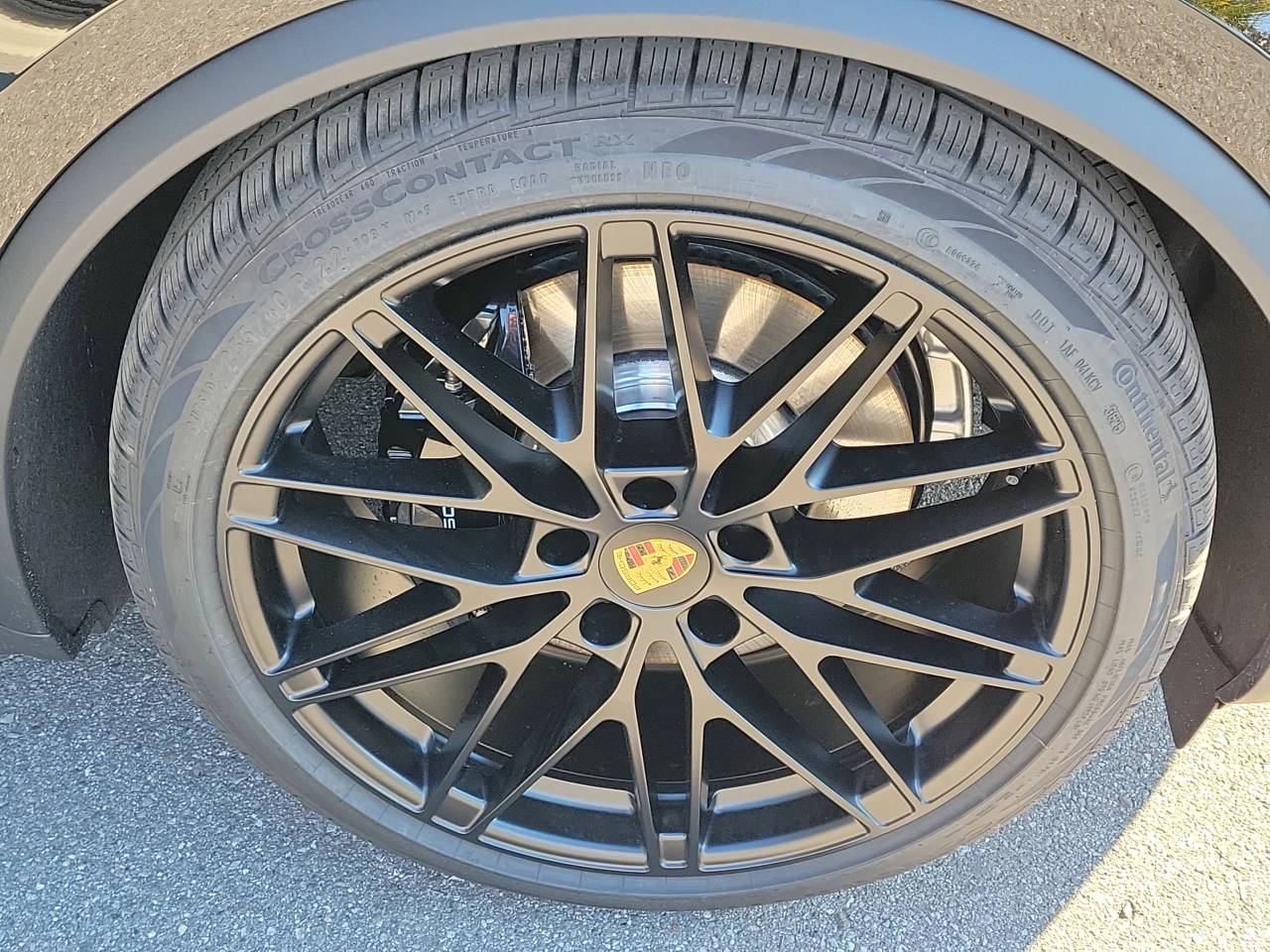 2026 Porsche Macan Electric 4S