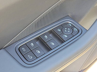 2026 Porsche Macan Electric 4S