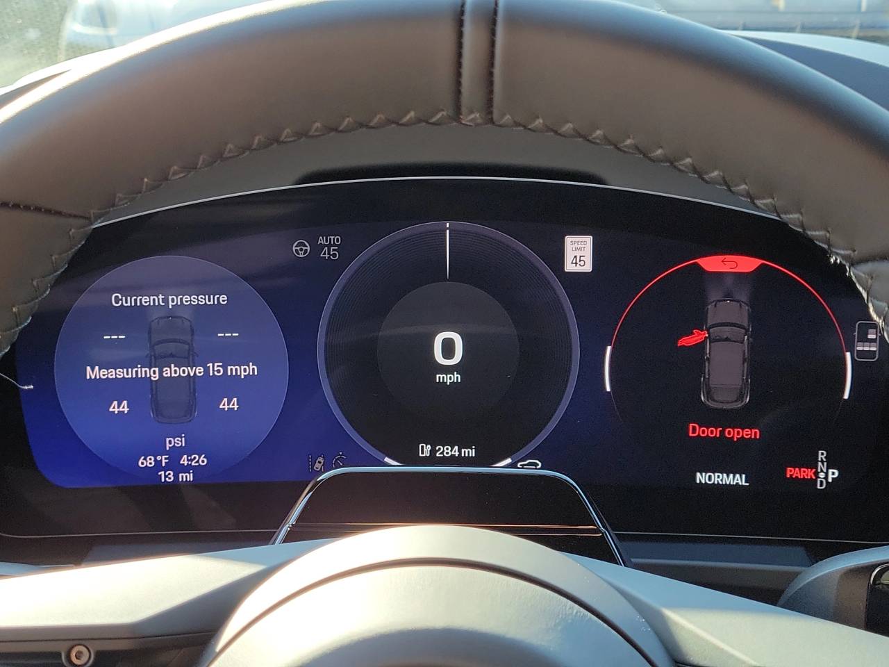 2026 Porsche Macan Electric 4S