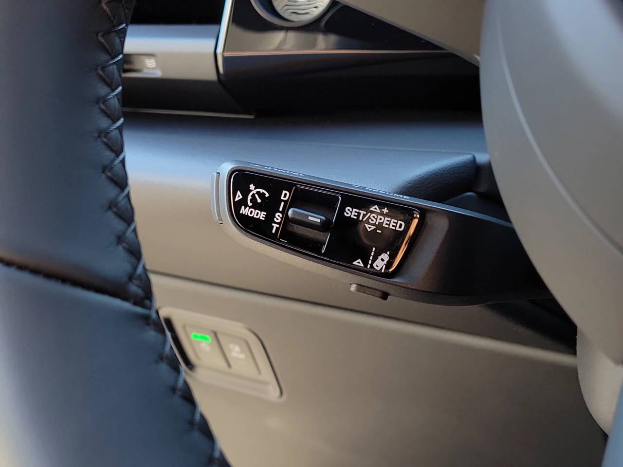 2026 Porsche Macan Electric 4S