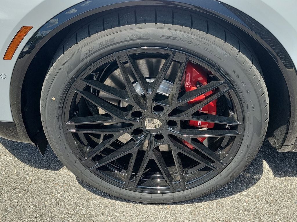 2026 Porsche Macan Turbo Electric