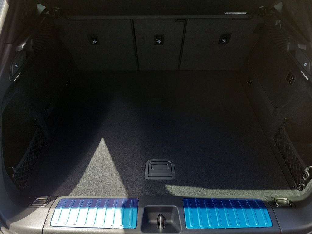 2026 Porsche Macan Turbo Electric